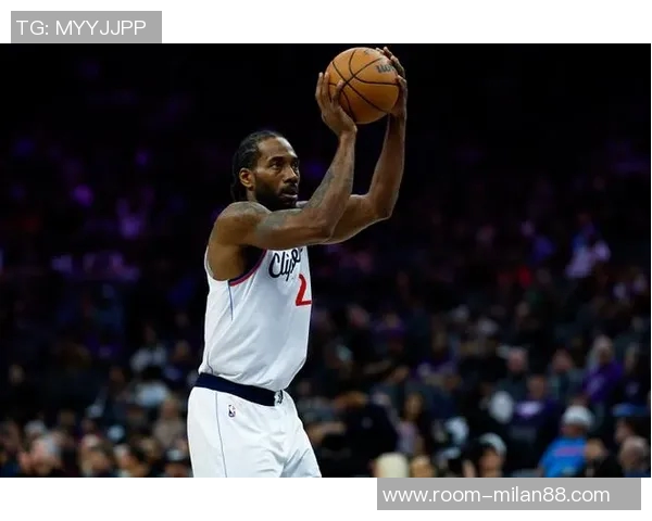 小卡上半场表现抢眼却三分线外失准令人担忧