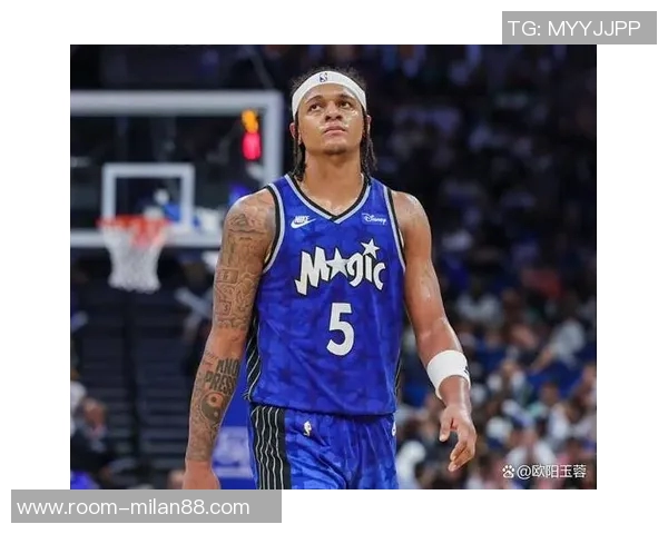 拜仁欧冠海报发布奥利塞比朔夫尤尔曼亮相展现球队风采