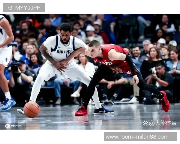 希罗重返赛场热火主场迎战独行侠期待精彩首秀